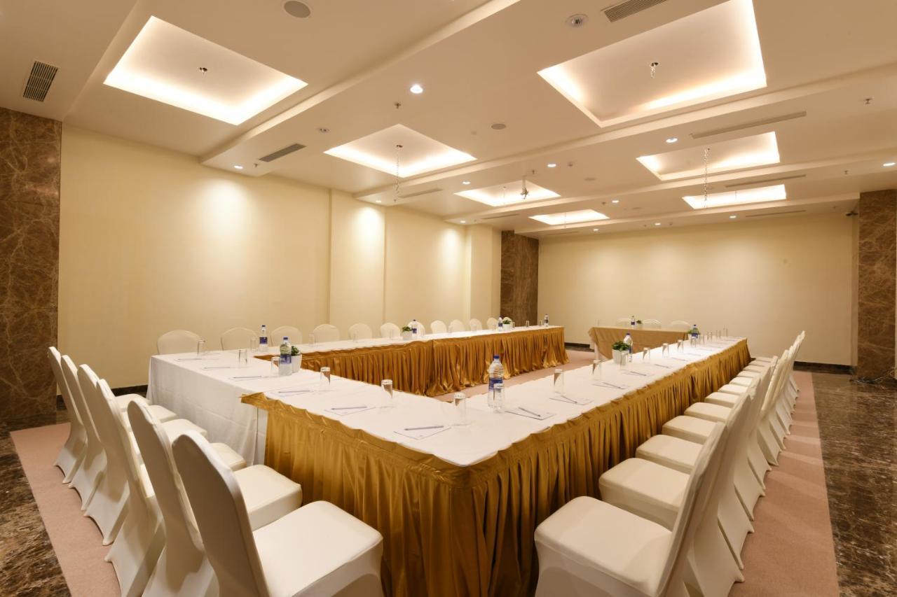 Harsha The Fern Shivamogga Hotel Exterior foto